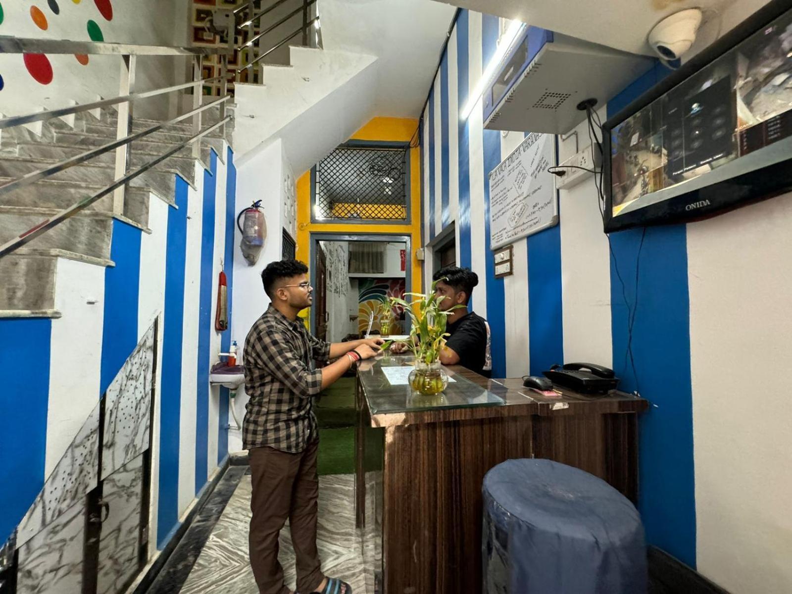 Cookies Stay Varanasi Eksteriør billede